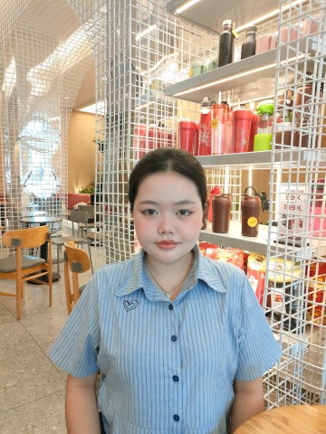 Admin Lê Thị Ngọc Huyền